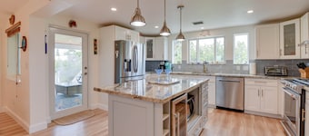 Lux Canal Front Home w/ Dock, Near Looe Key – Fishing, Diving & Sunsets!