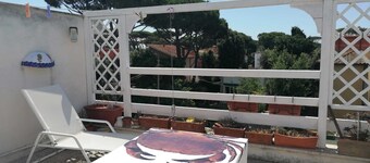 Apartment 'Casa Di Clara Fregene' with Private Terrace, Private Garden and Air Conditioning