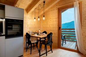 Dining - Chalet 'Bio Maso Nido Verde' with Mountain View and Balcony (Frassilongo)