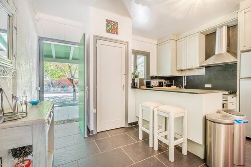 Holiday Home 'Maison Avec Piscine En Catalogne' with Mountain View, Wi-Fi and Air Conditioning