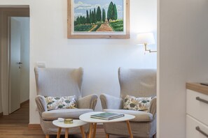 Interior - Apartment 'Il Teatro' with Wi-Fi and Air Conditioning (San Gimignano)