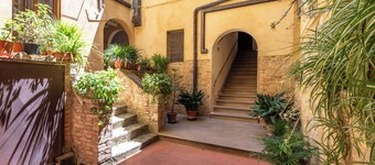 Apartment 'Il Teatro' with Wi-Fi and Air Conditioning