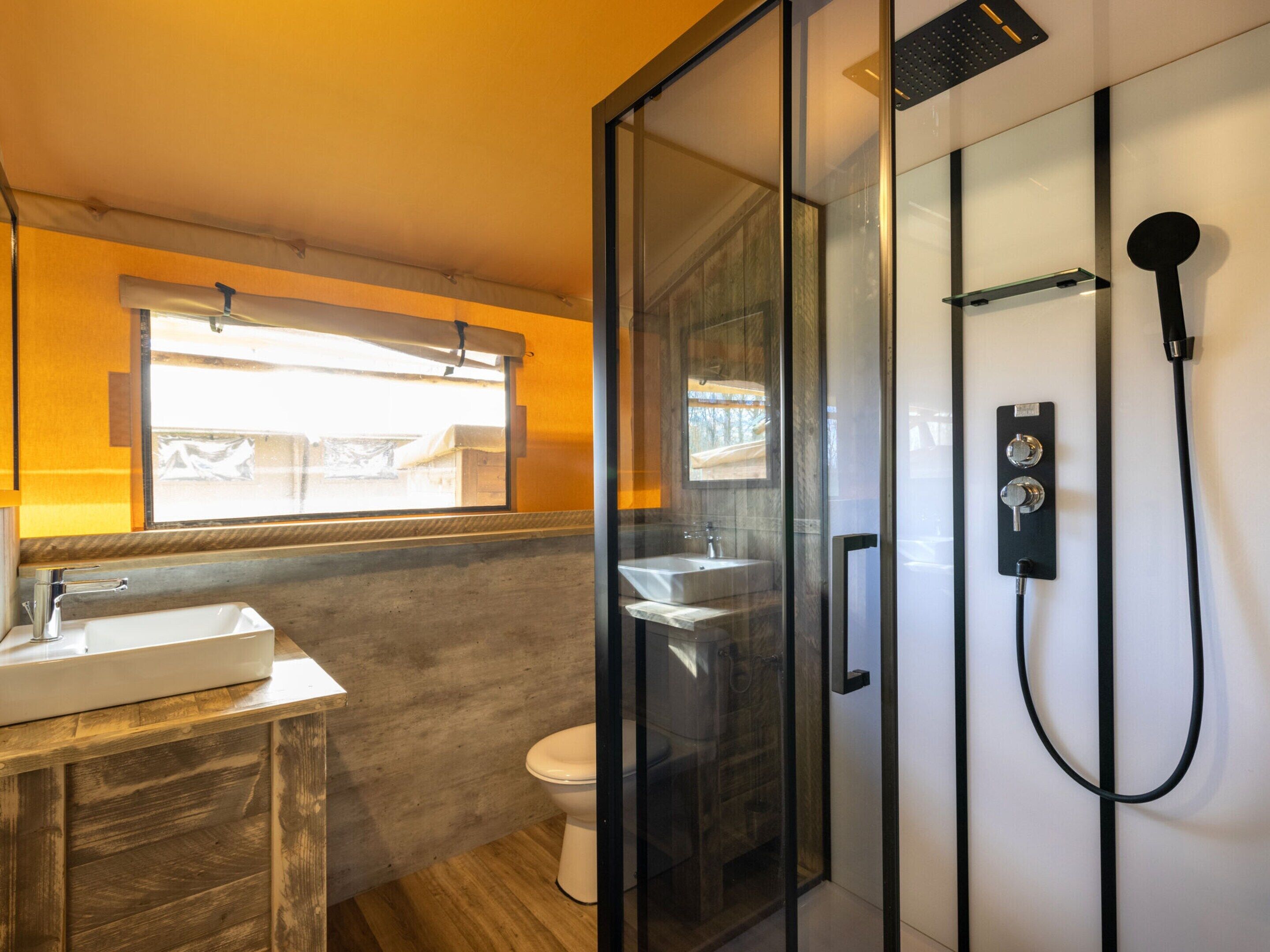 Tente | Salle de bain