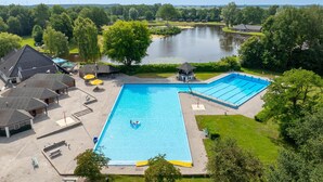 Tent | Pool - Charming Safari Tent by the Lake (Gasselternijveen)