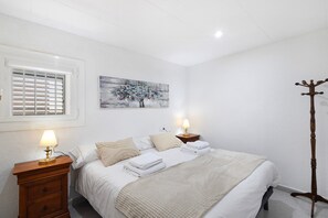 7 habitaciones, tabla de planchar con plancha y wifi gratis 