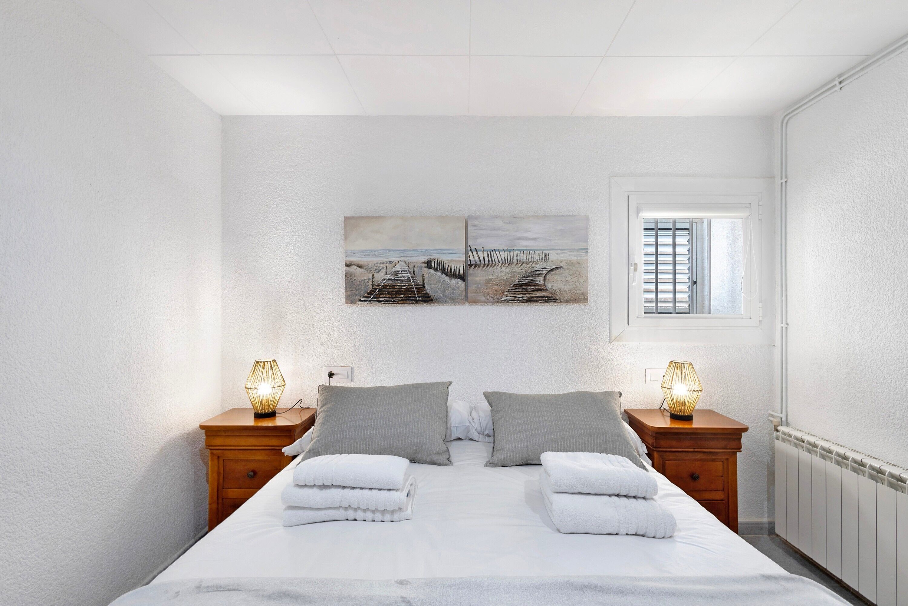 7 bedrooms, iron/ironing board, free WiFi, bed sheets