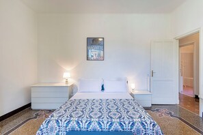 Apartment, Balcony | 3 bedrooms, iron/ironing board, free WiFi, bed sheets