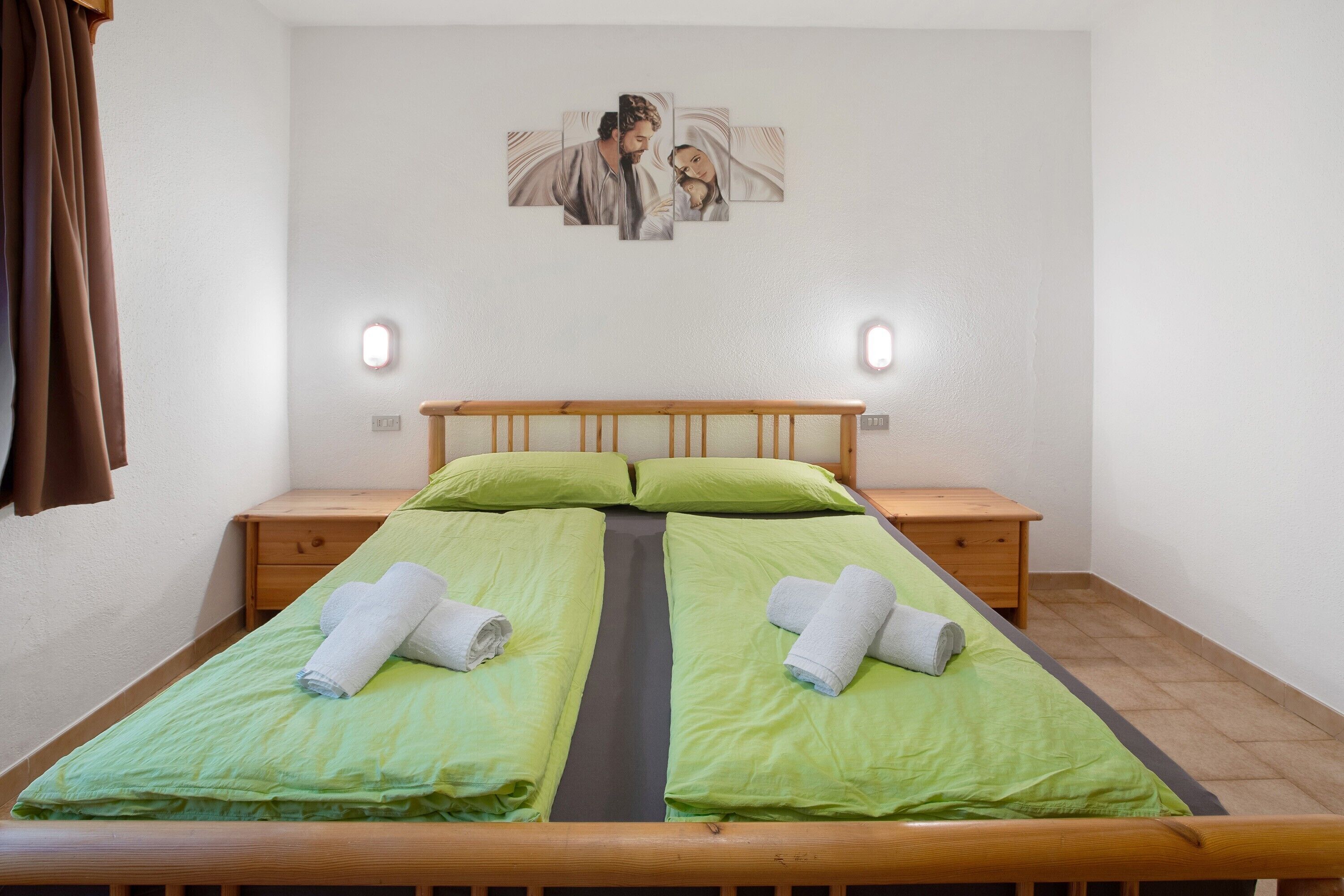 2 habitaciones, wifi gratis y ropa de cama 