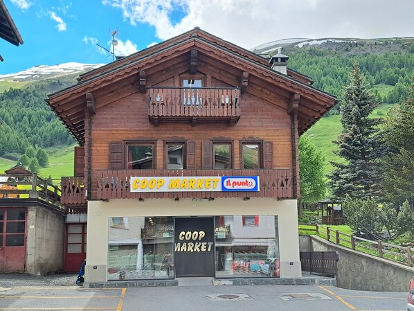 Exterior