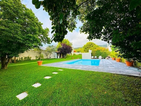 Pool. Afife Sea & Mountain Retreat