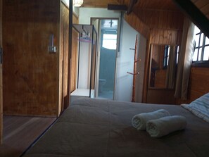 Basic Double Room | Free WiFi - Casa da Dine (Campos do Jordão)