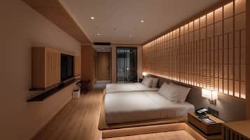 Habitación estándar con 1 cama matrimonial o 2 individuales, 2 camas matrimoniales, vista al jardín | Insonorización, tabla de planchar con plancha y wifi gratis