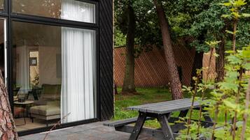 Cottage | Outdoor dining