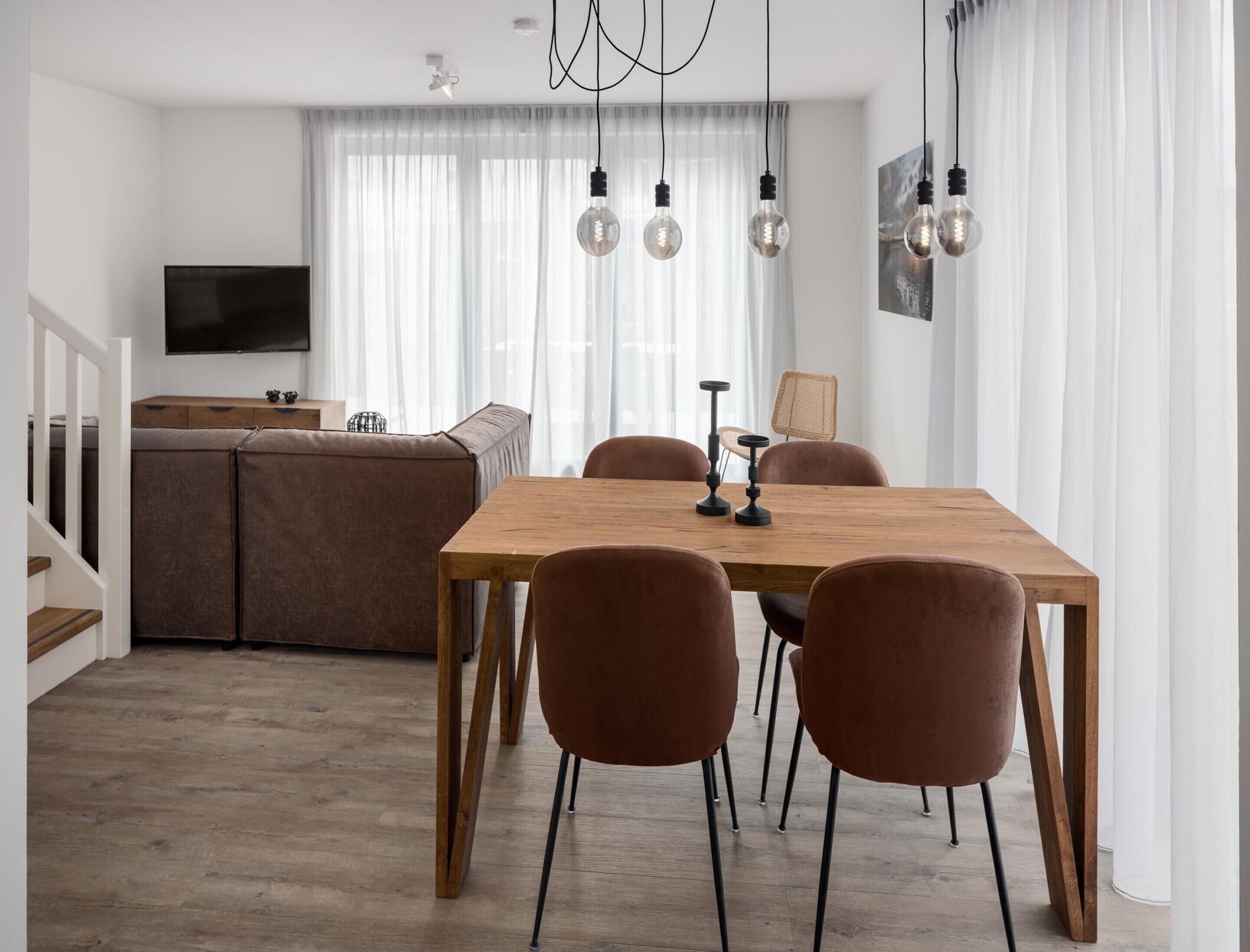 Villa | Dining