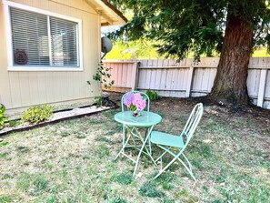 Property grounds - 2-bedroom house in Healdsburg 10mins walking distance to the Plaza (Healdsburg)