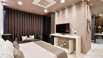 2 bedrooms, bed sheets