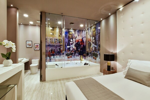 2 bedrooms, bed sheets