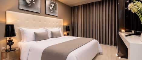 2 bedrooms, bed sheets