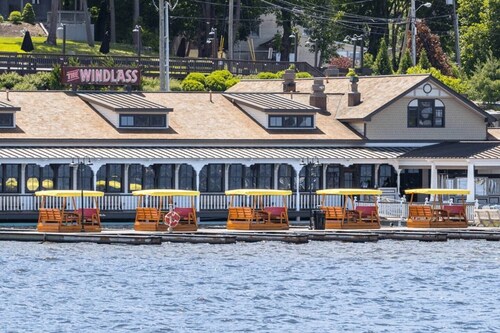 Lee's House - Lakeview House w/ 3 bdrm & 1 bth