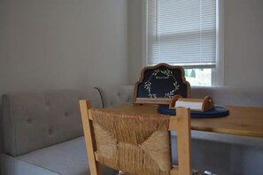 Dining - Lakeview House w/ 3 bdrm & 1 bth - newly renovated (Jefferson)