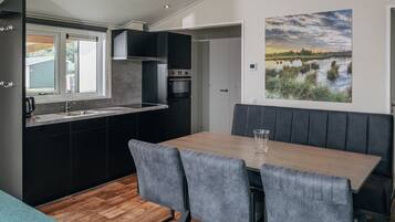 Chalet | Tempat makan