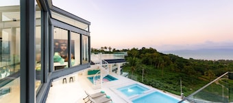 Villa Murano 9BR with Panoramic Sea View