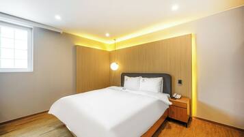 Deluxe Double Room, City View | Premium bedding, down comforters, memory foam beds