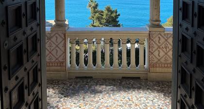 La Villa Italiana - Dream Mansion 50m From Sea, Every Room has Amazing sea View