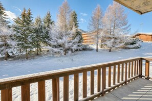 Balcony - Studio Paradiso - Ski In Ski Out 300m, Sestriere, Italy (Sestriere)