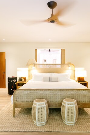 Villa Luxe, vue piscine | 2 chambres, literie de qualité supérieure, bureau
