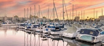 Unique Boat Experience in Marina Del Rey( 5 min from beach)