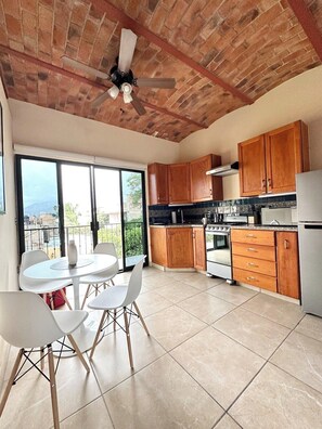 Fridge, microwave, oven, stovetop - Serene Oasis Studio - Outdoor Salt Water Pool (Ajijic)