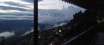 Enjoyable 2-bedroom bed & breakfast in Darjeeling