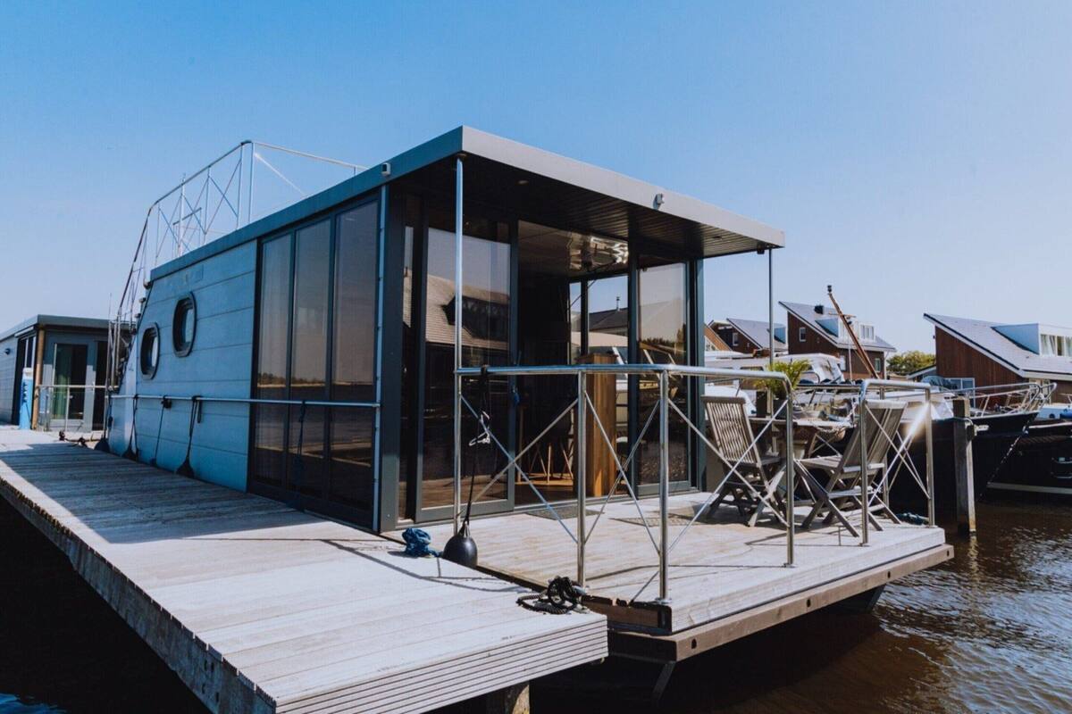 Mobile Home | Exterior