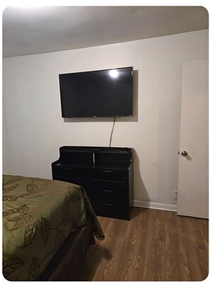 2 quartos, ferros/tábuas de passar roupa, Wi-Fi, roupa de cama