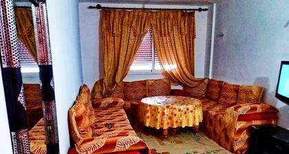 10 mn walk from bouznika beach