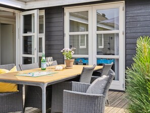 Outdoor dining - "Hakan" - 900m from the sea by Interhome (Sydals)