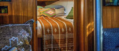 1 chambre, literie fournie