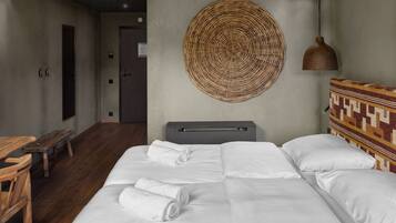 Apartment | 1 bedroom, individually furnished, bed sheets