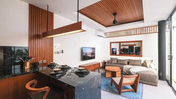 Villa, 2 Bedrooms, Pool View | Private kitchen | Fridge, stovetop, electric kettle, blender