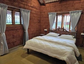 2 bedrooms, bed sheets