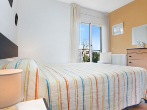 4 bedrooms, individually furnished - Belvilla by OYO Villa del Pi (Blanes)