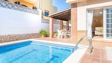 Huis | Zwembad | Een binnenzwembad, een buitenzwembad