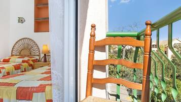 House | 4 bedrooms, individually furnished