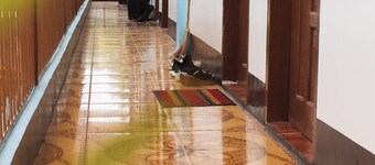 Cozy 2-bedroom apartment in charming Panglao with WiFi, AC