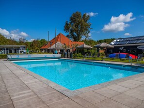 Pool - Cozy Chalet With Dishwasher on a Holiday Park (Velsen-Zuid)