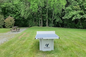 Outdoor dining - Villa in Les Forges with Golf and Pool (Les Forges)