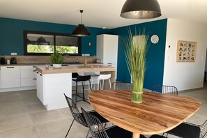Dining - Stylish Villa in Sainte-Valière (Sainte Valière)
