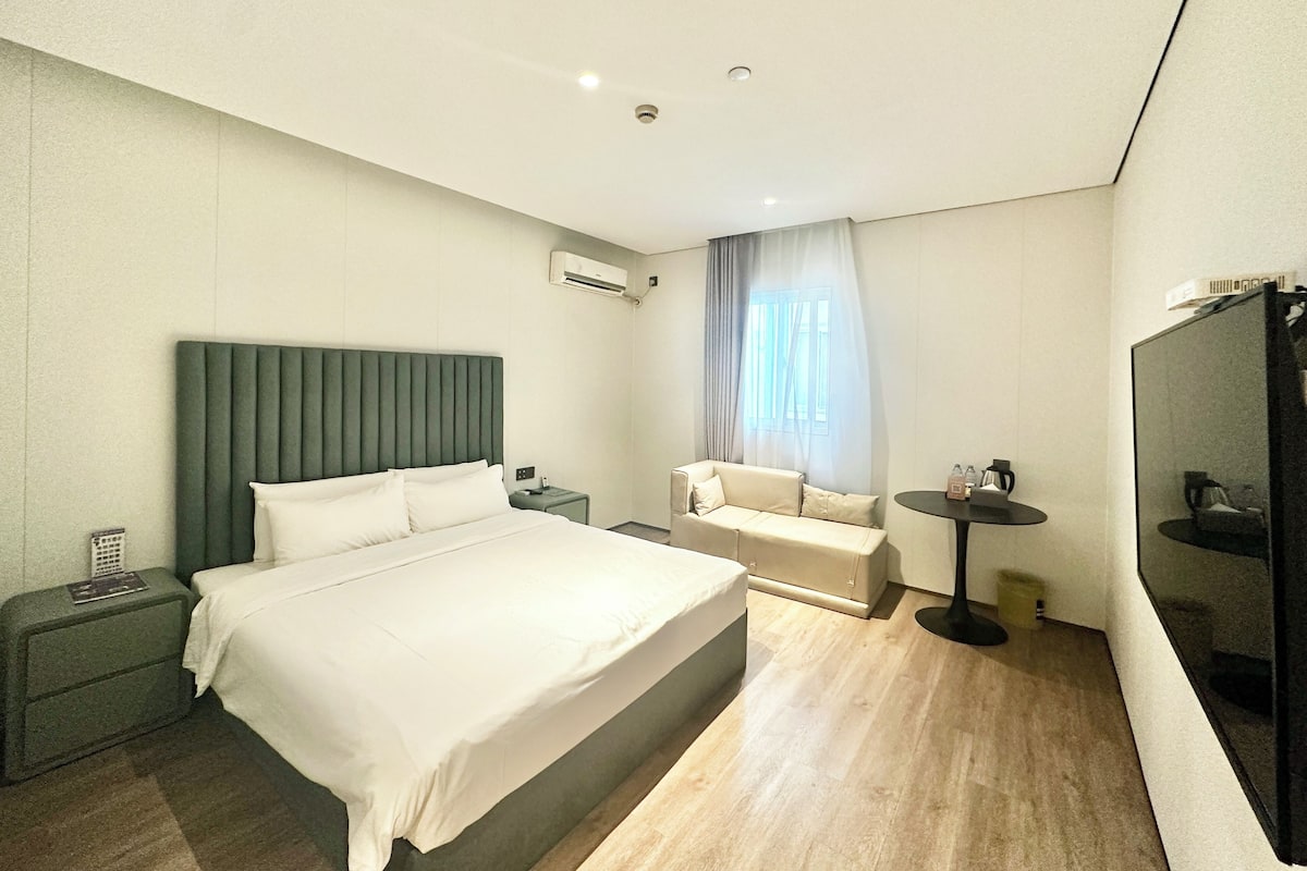 Luxury Double Room | Premium bedding, down comforters, desk, free WiFi