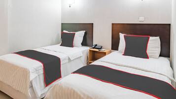 Standard-Zweibettzimmer | 1 Schlafzimmer, Schreibtisch, laptopgeeigneter Arbeitsplatz